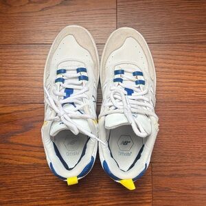 New Balance Men's White and Blue Athletic Shoes